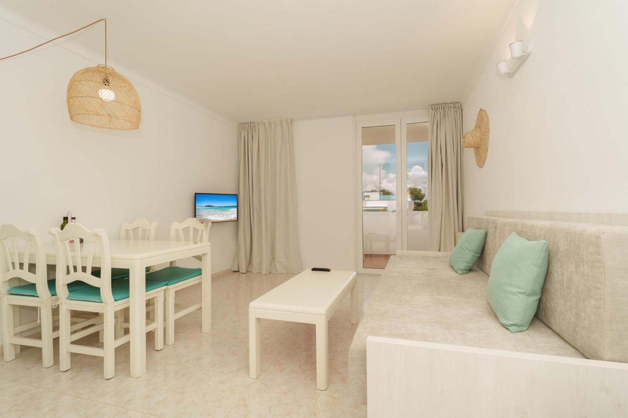Apartaments Andreas Colonia de Sant Jordi Exterior photo